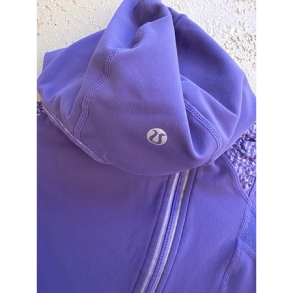 Lululemon Run Stay Warm Purple Asymmetrical Zip Hoodie Hoodie SZ 4 Athleisure - Picture 3 of 10